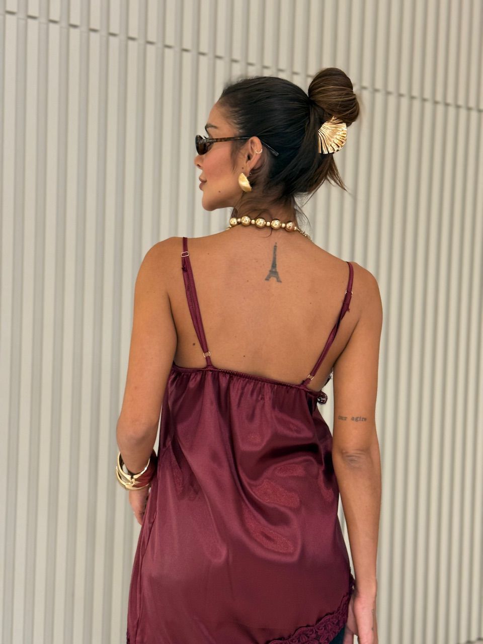 BLUSA BETÂNIA ACETINADA VINHO