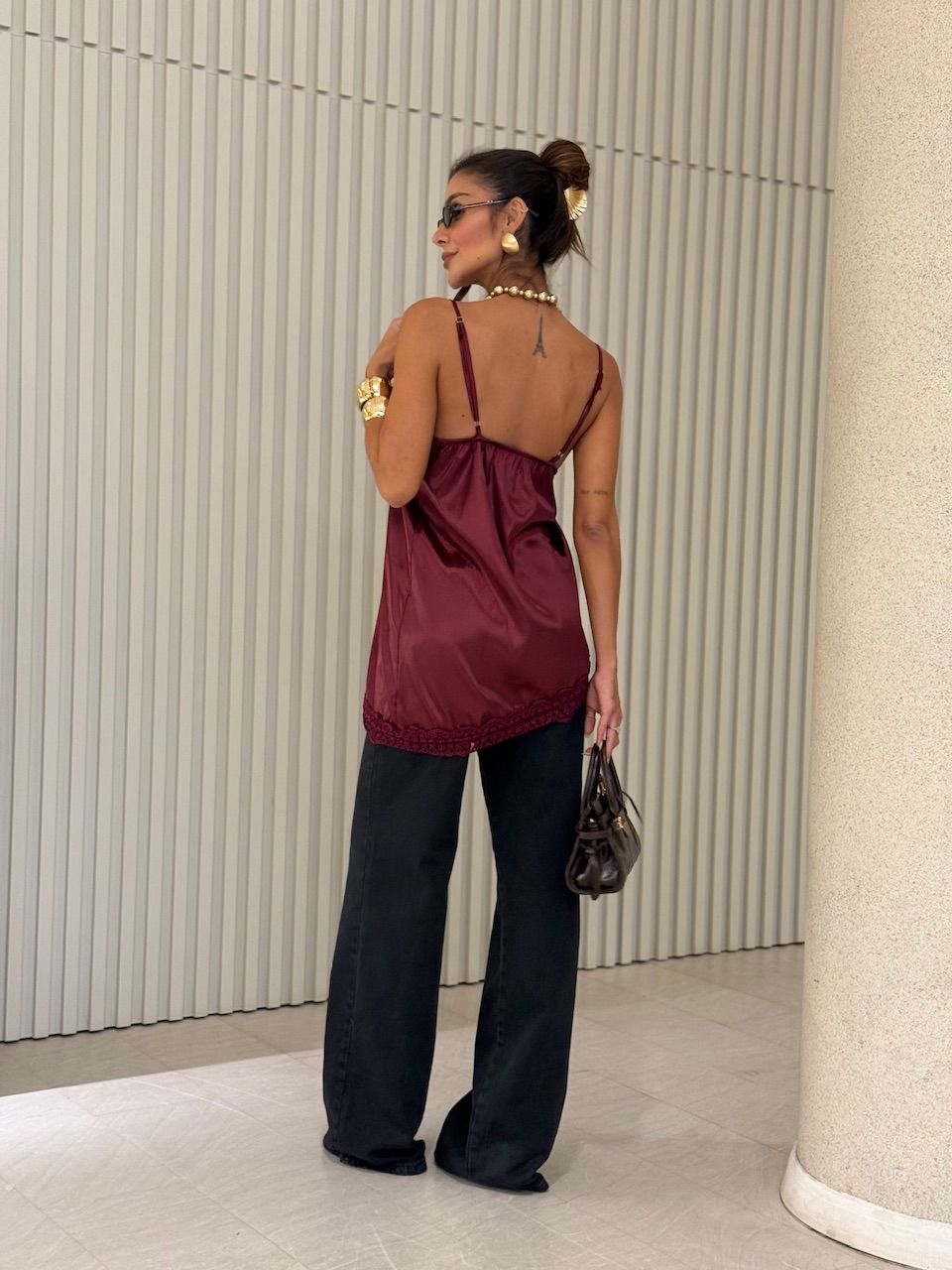 BLUSA BETÂNIA ACETINADA VINHO