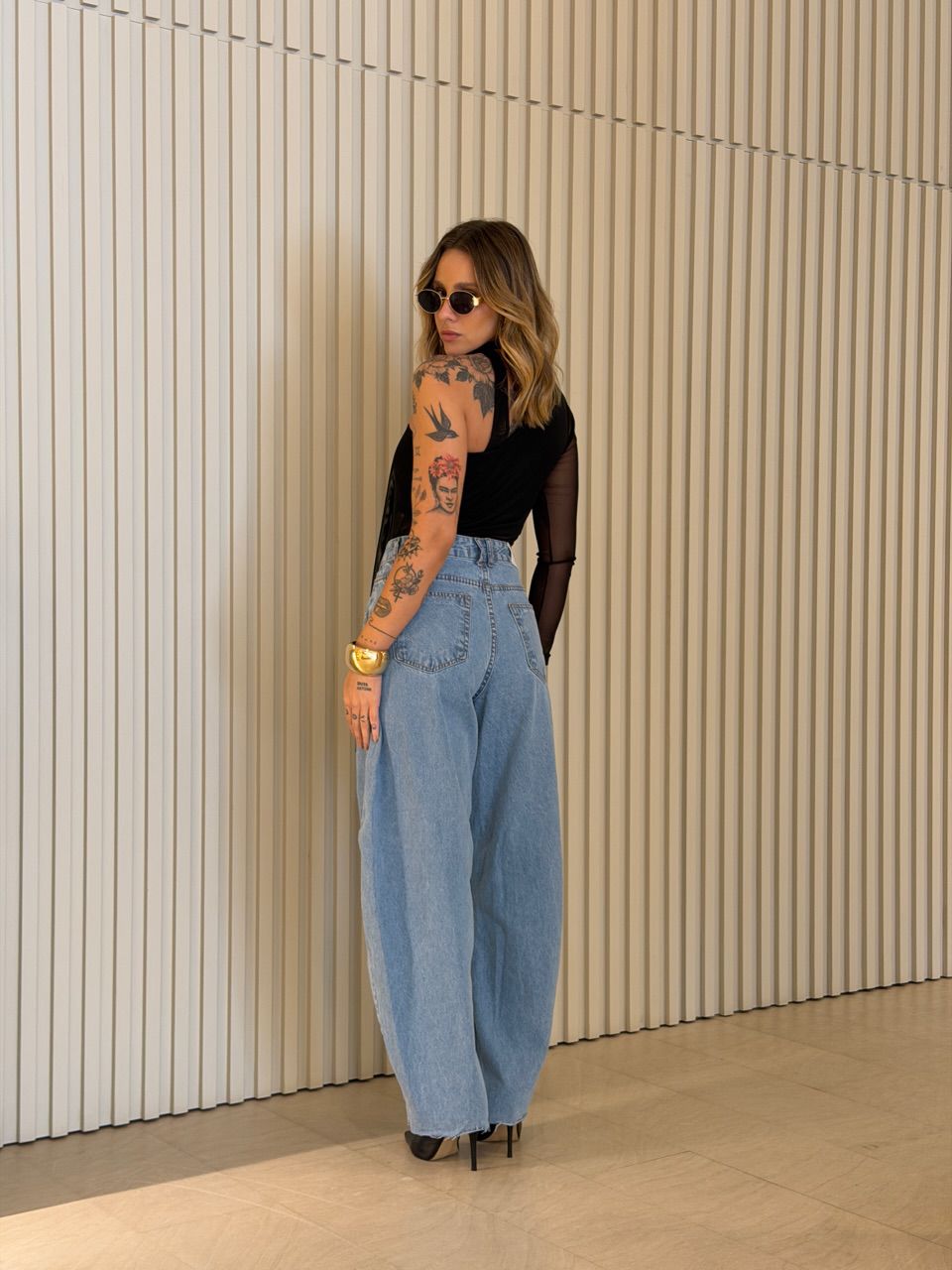 BLUSA CECÍLIA NULA MANGA PRETA