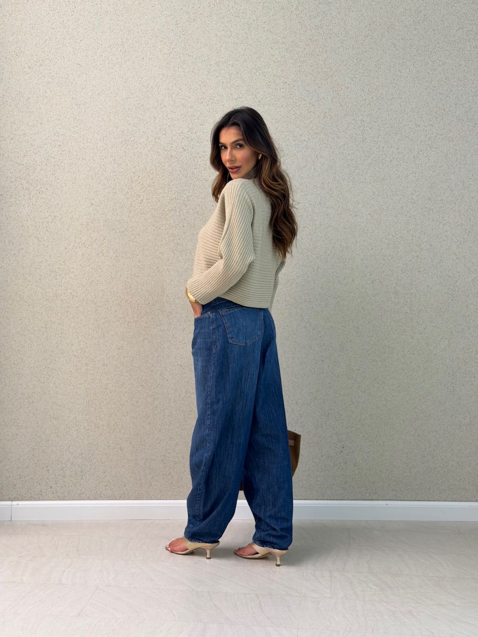 TRICOT DANIELA GOLA ALTA NUDE