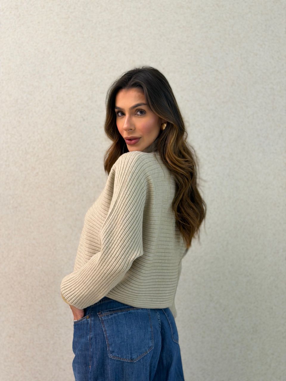 TRICOT DANIELA GOLA ALTA NUDE
