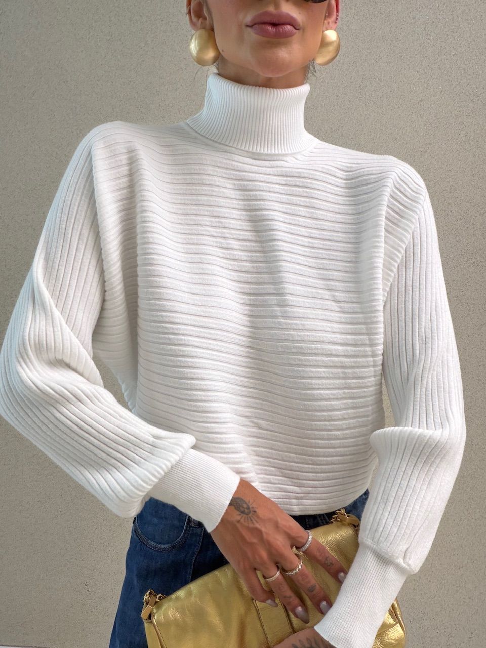 TRICOT DANIELA GOLA ALTA OFF