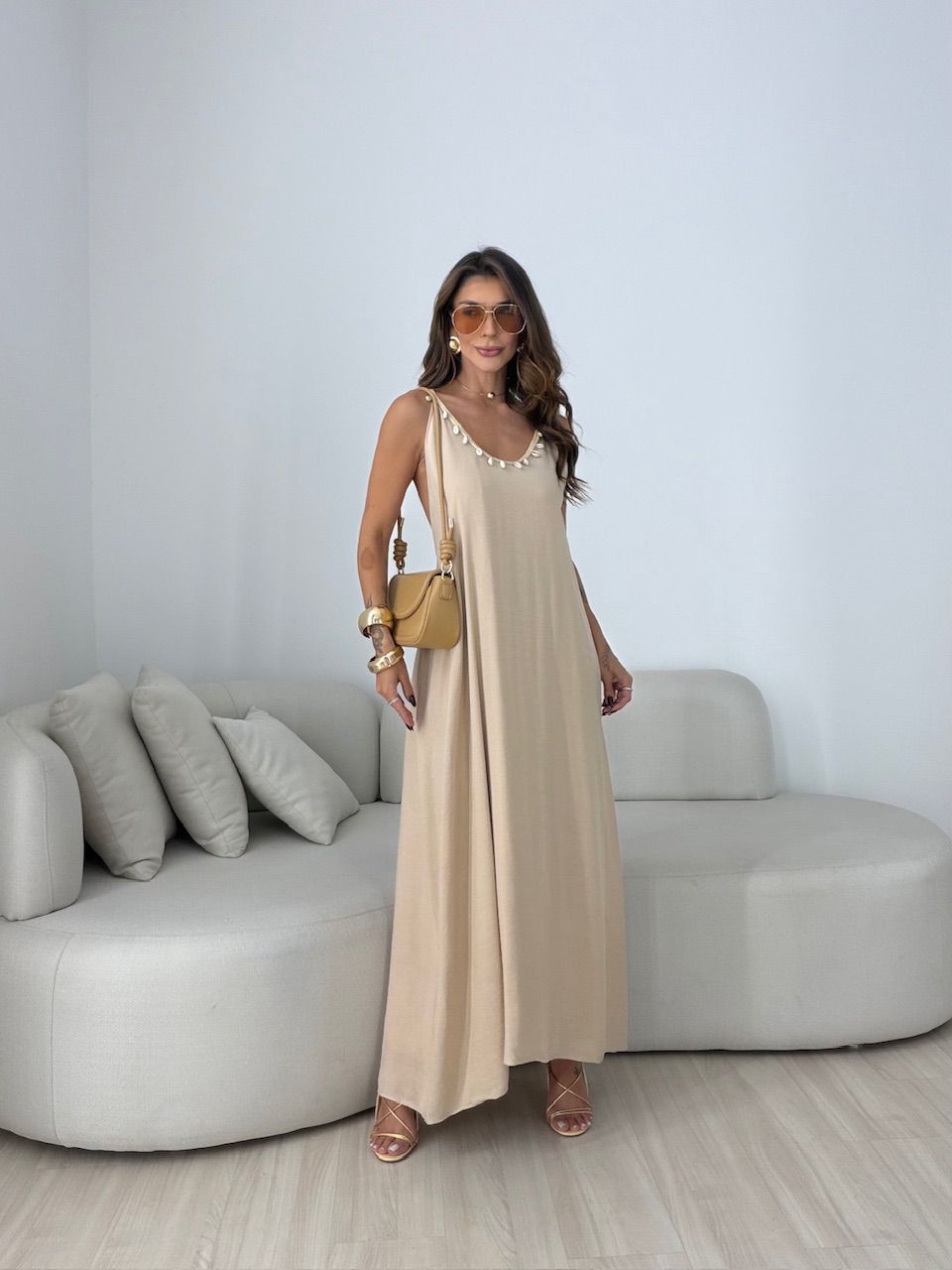 VESTIDO MORGANA CONCHA NUDE - 0078800049 - CAROLLA FERRARO