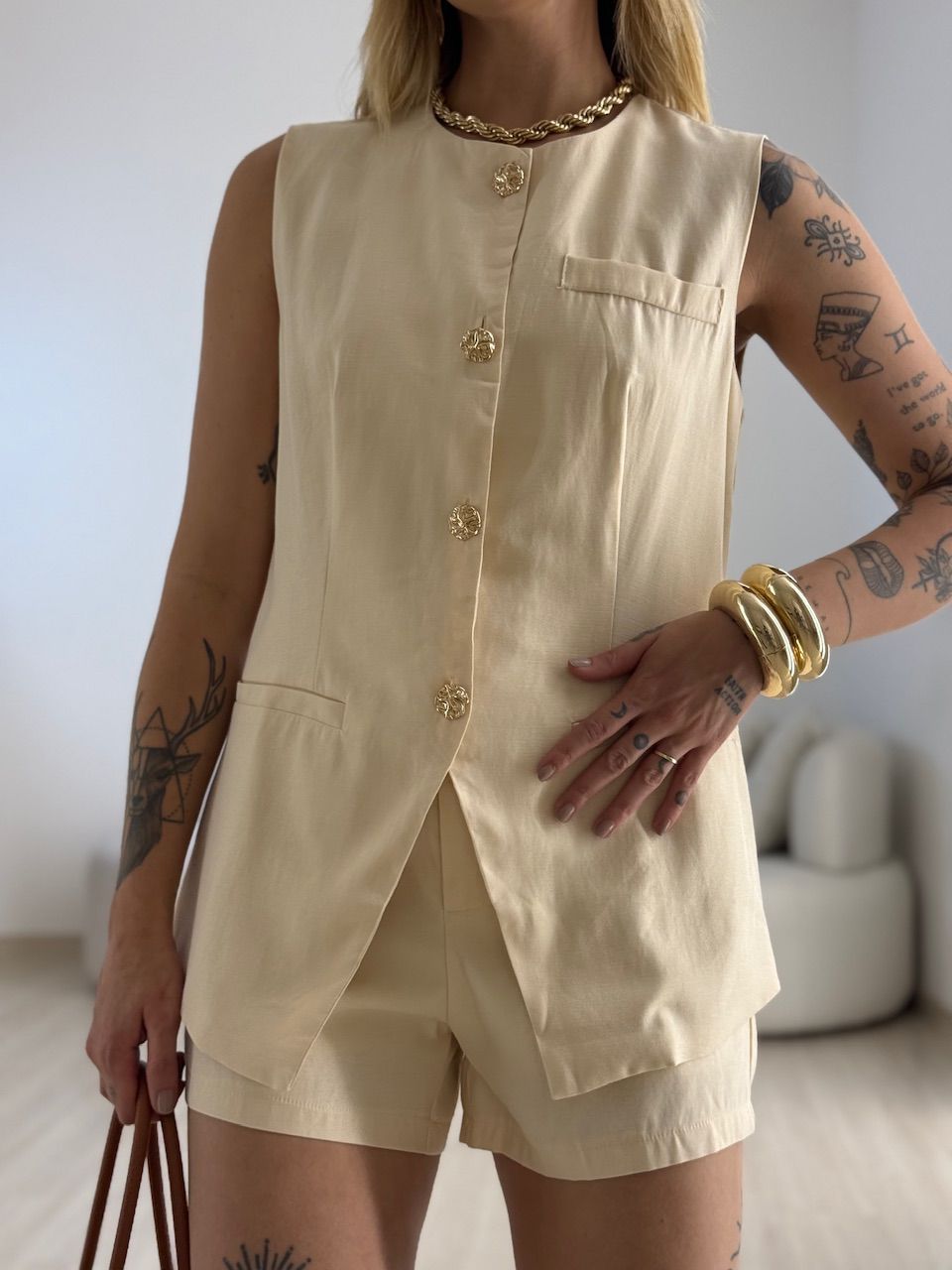 CONJUNTO NANY COLETE SHORT AREIA