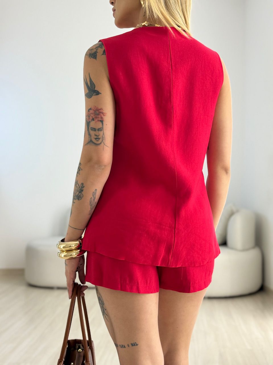 CONJUNTO NANY COLETE SHORT VERMELHO