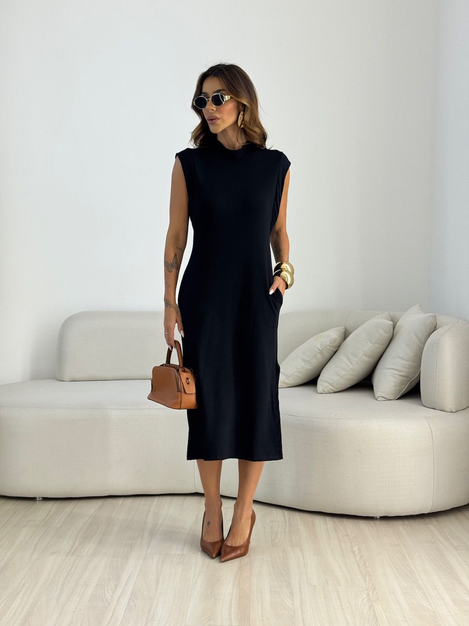 VESTIDO BABI CAVADO PRETO - 0070220032 - CAROLLA FERRARO