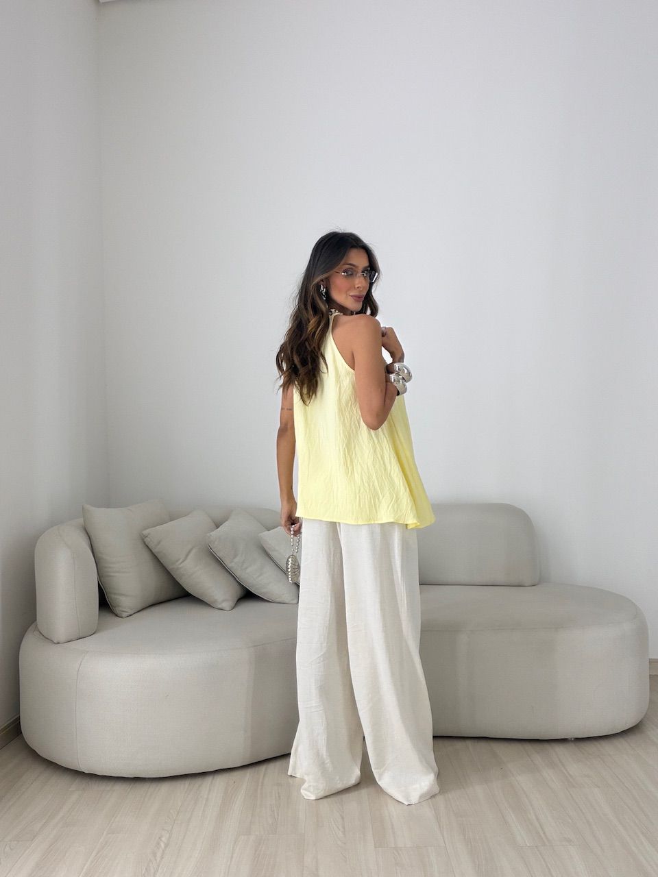 BLUSA ALICE APLICAÇÕES AMARELA
