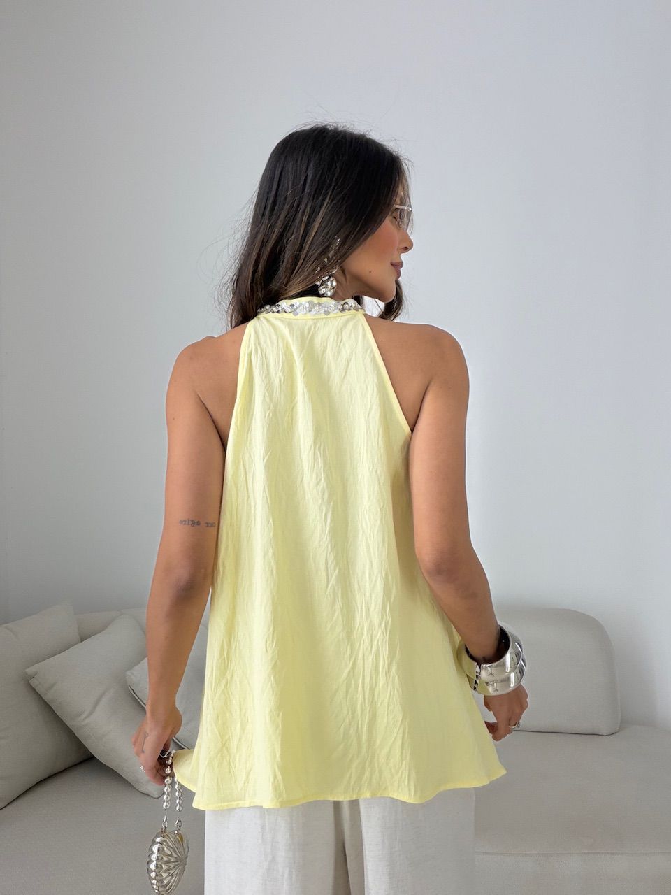 BLUSA ALICE APLICAÇÕES AMARELA