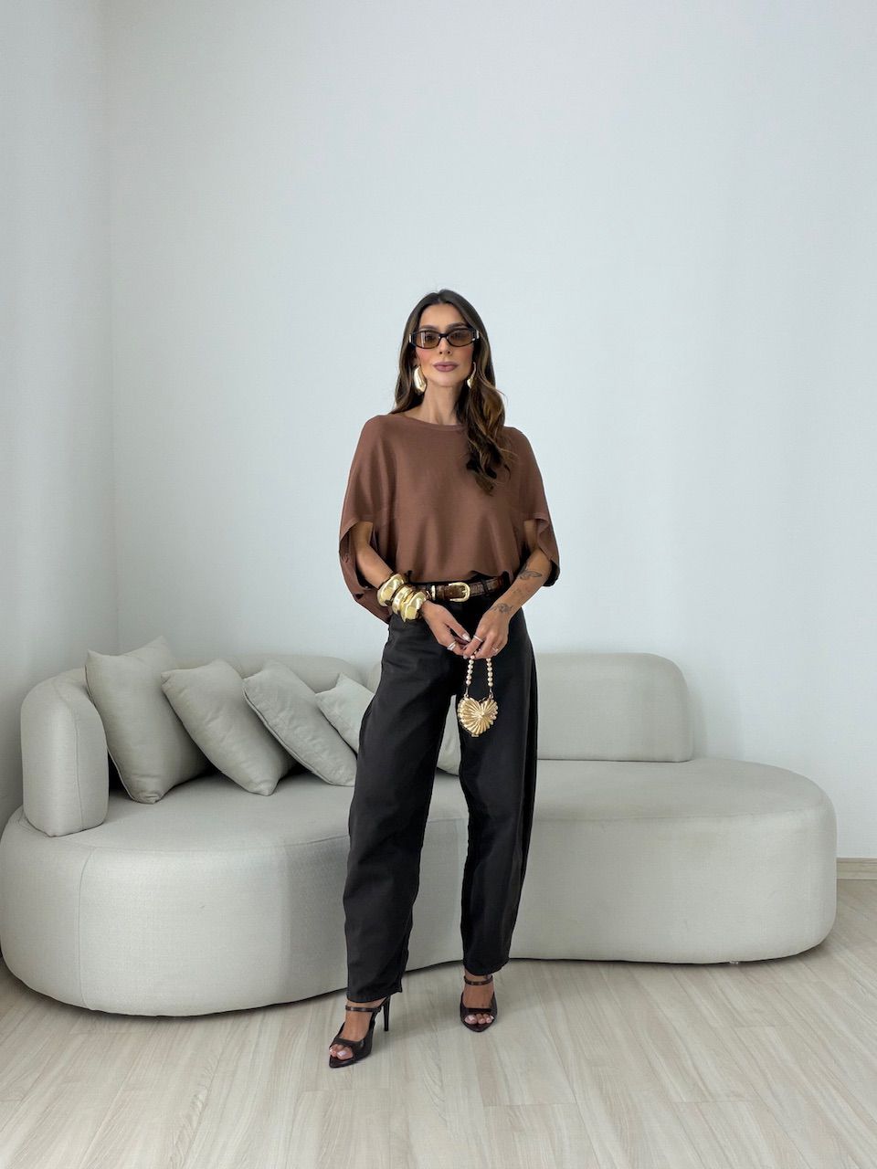 BLUSA GIANA MANGA MORCEGO MARROM