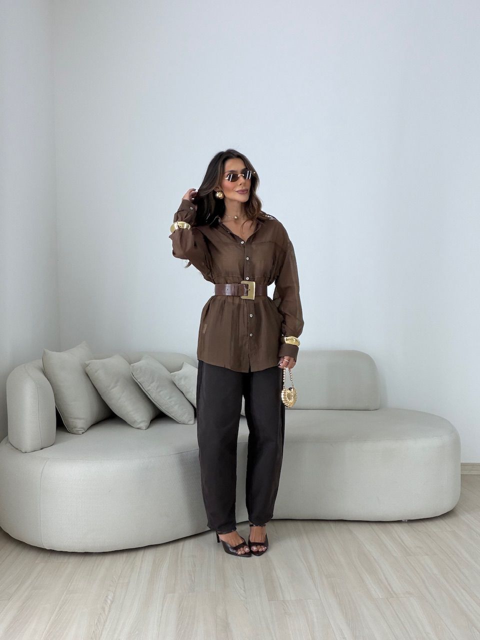 CAMISA BERENICE LISA MARROM