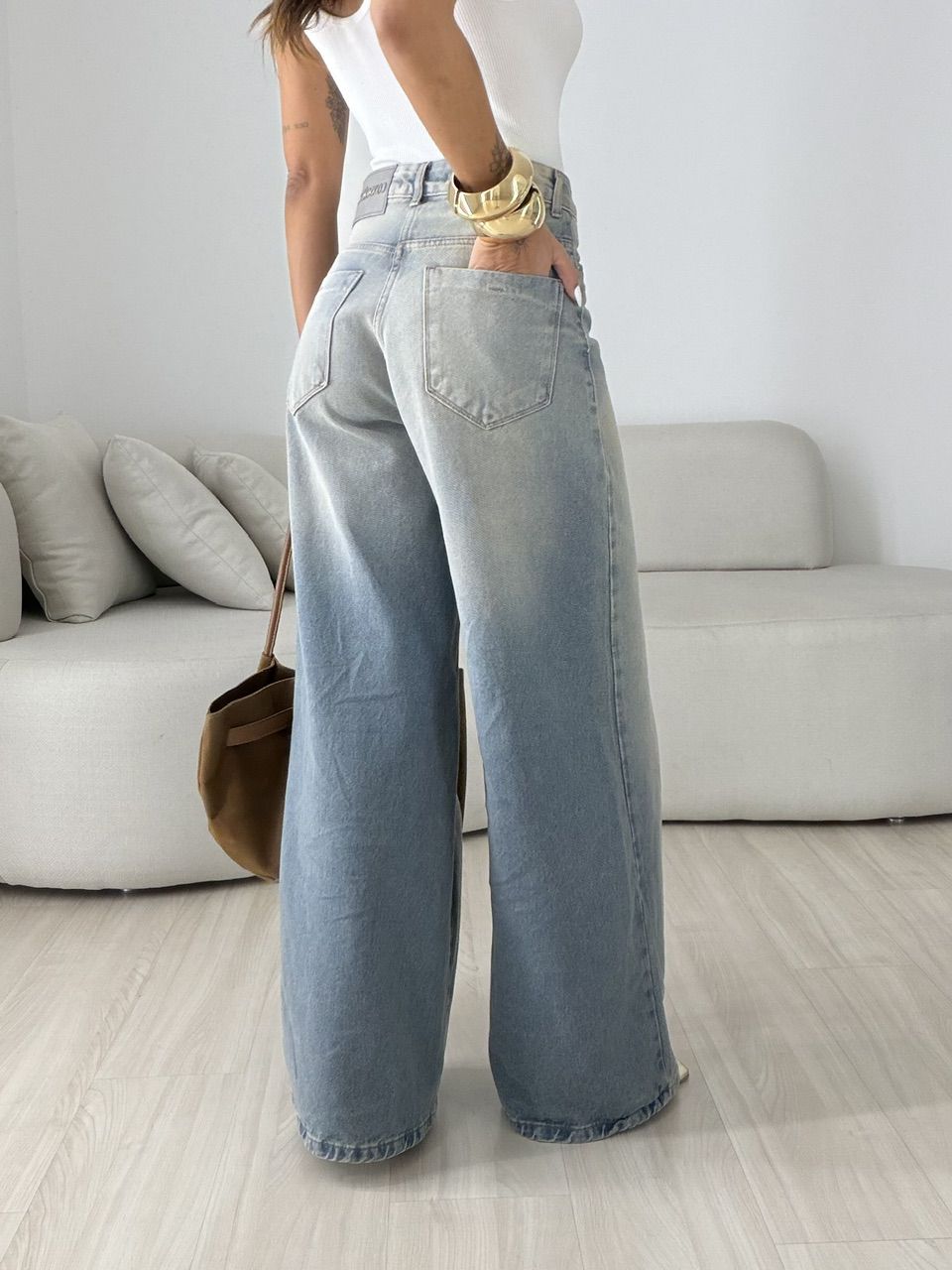 CALÇA ANNE WIDE SUJINHA