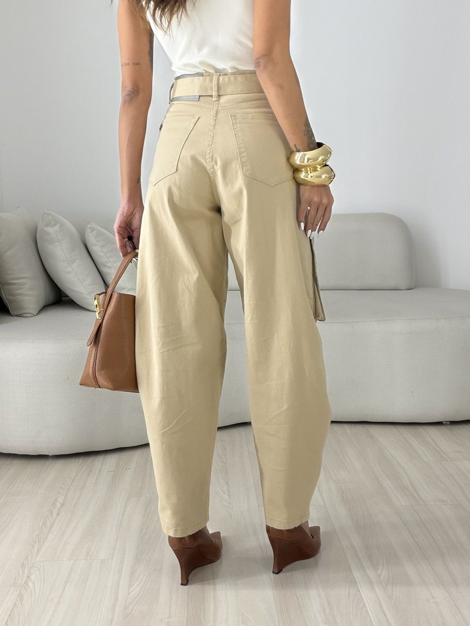CALÇA EMÍLIA BALLOON BEGE