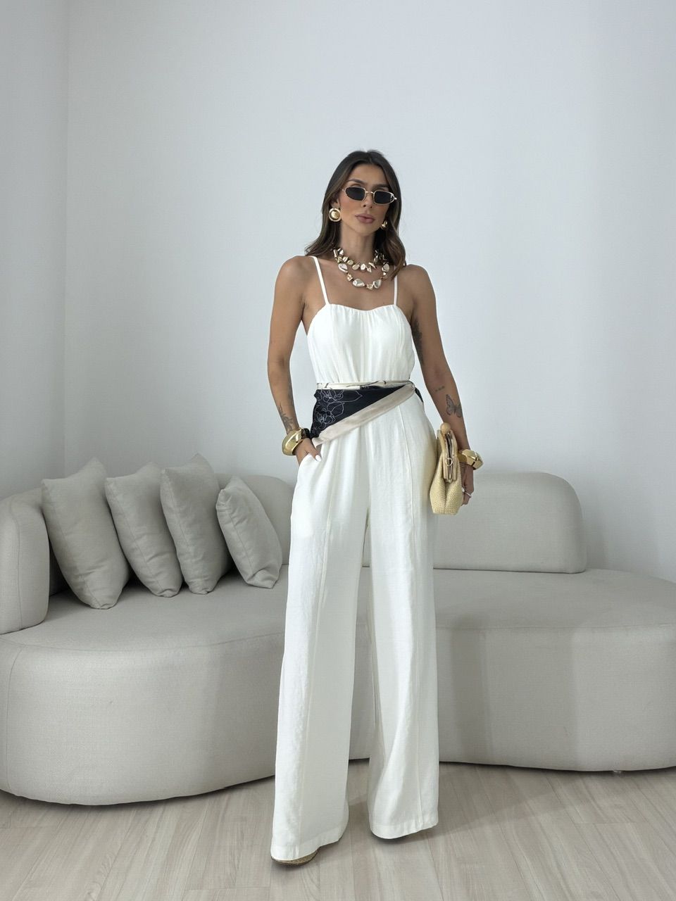 MACACÃO BÁRBARA BOLSOS OFF - 0080730048 - CAROLLA FERRARO