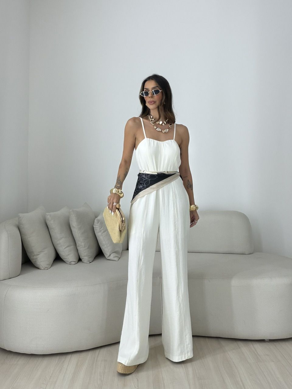 MACACÃO BÁRBARA BOLSOS OFF