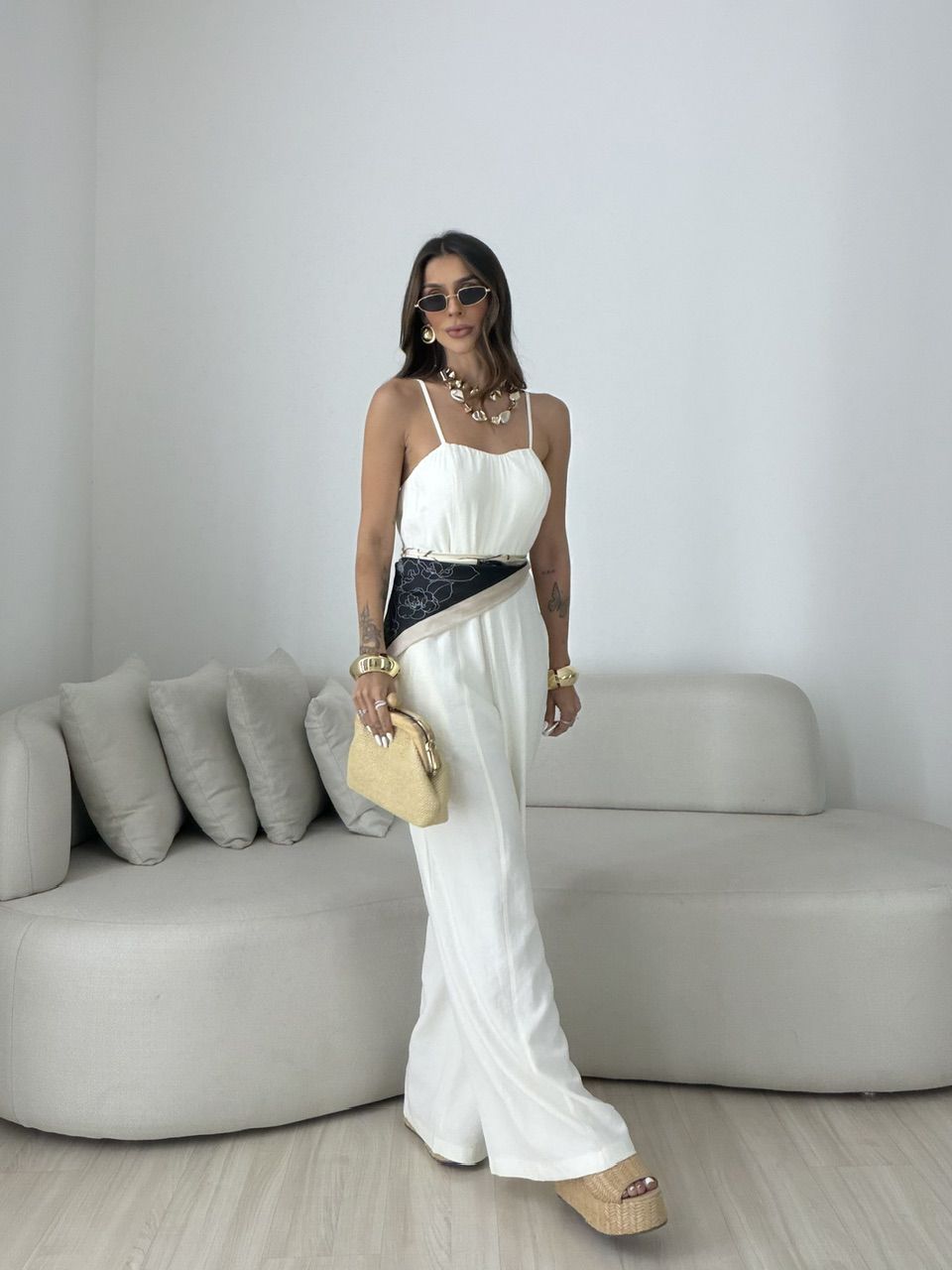 MACACÃO BÁRBARA BOLSOS OFF
