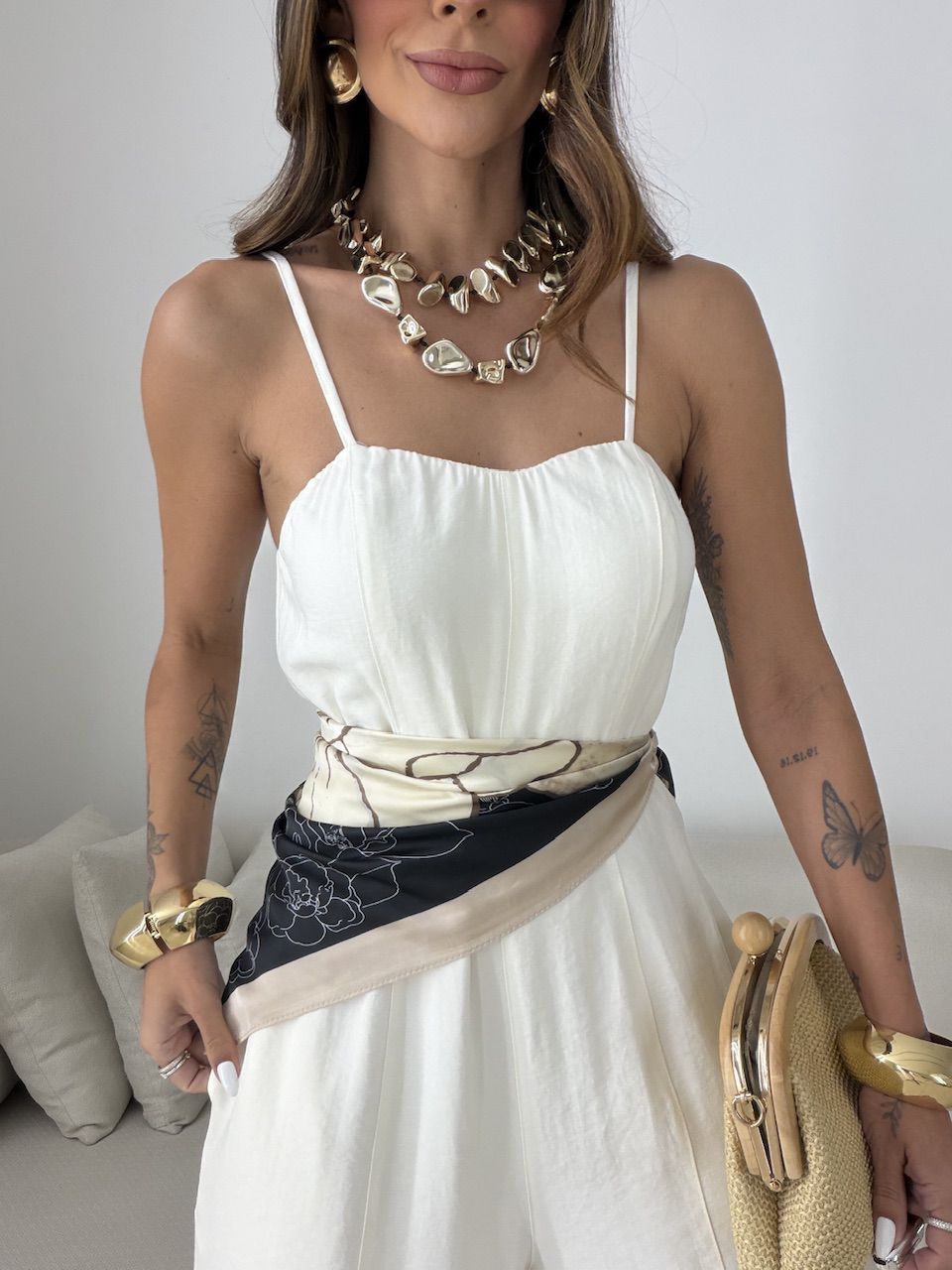 MACACÃO BÁRBARA BOLSOS OFF