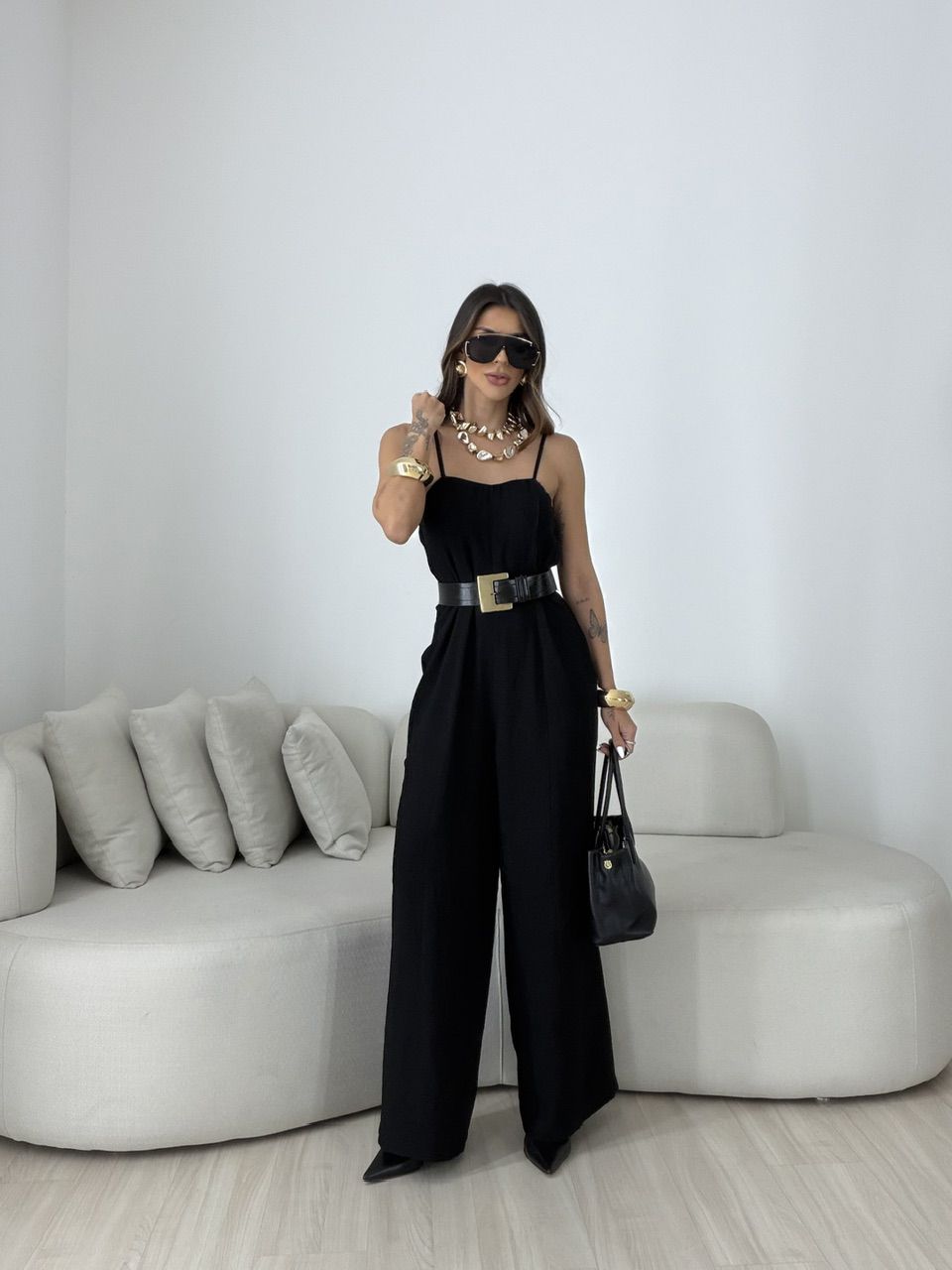 MACACÃO BÁRBARA BOLSOS PRETO - 0080730032 - CAROLLA FERRARO