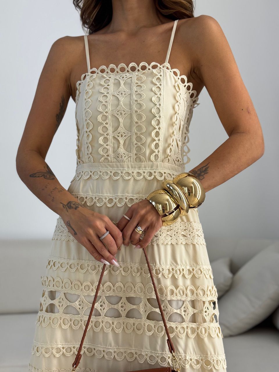 VESTIDO IRENE LAISE AREIA