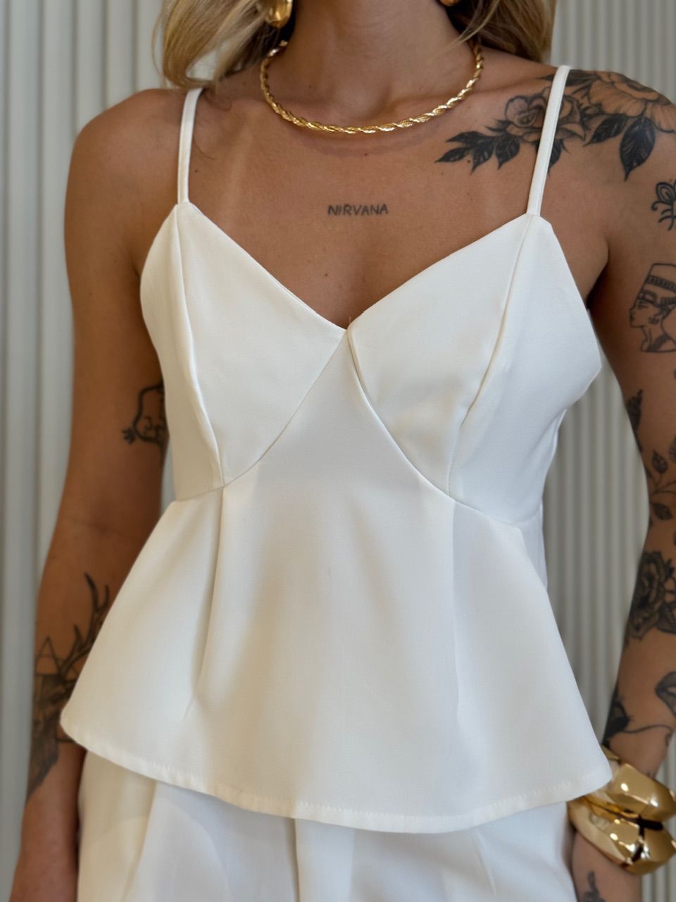 CONJUNTO CLARA SHORT OFF