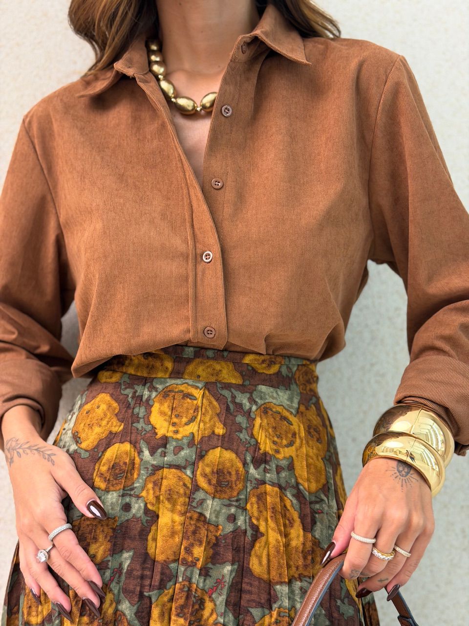 CAMISA THAYNÁ COTELÊ MARROM