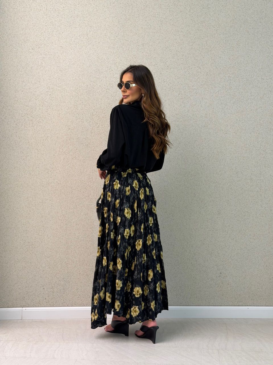 CAMISA THAYNÁ COTELÊ PRETA