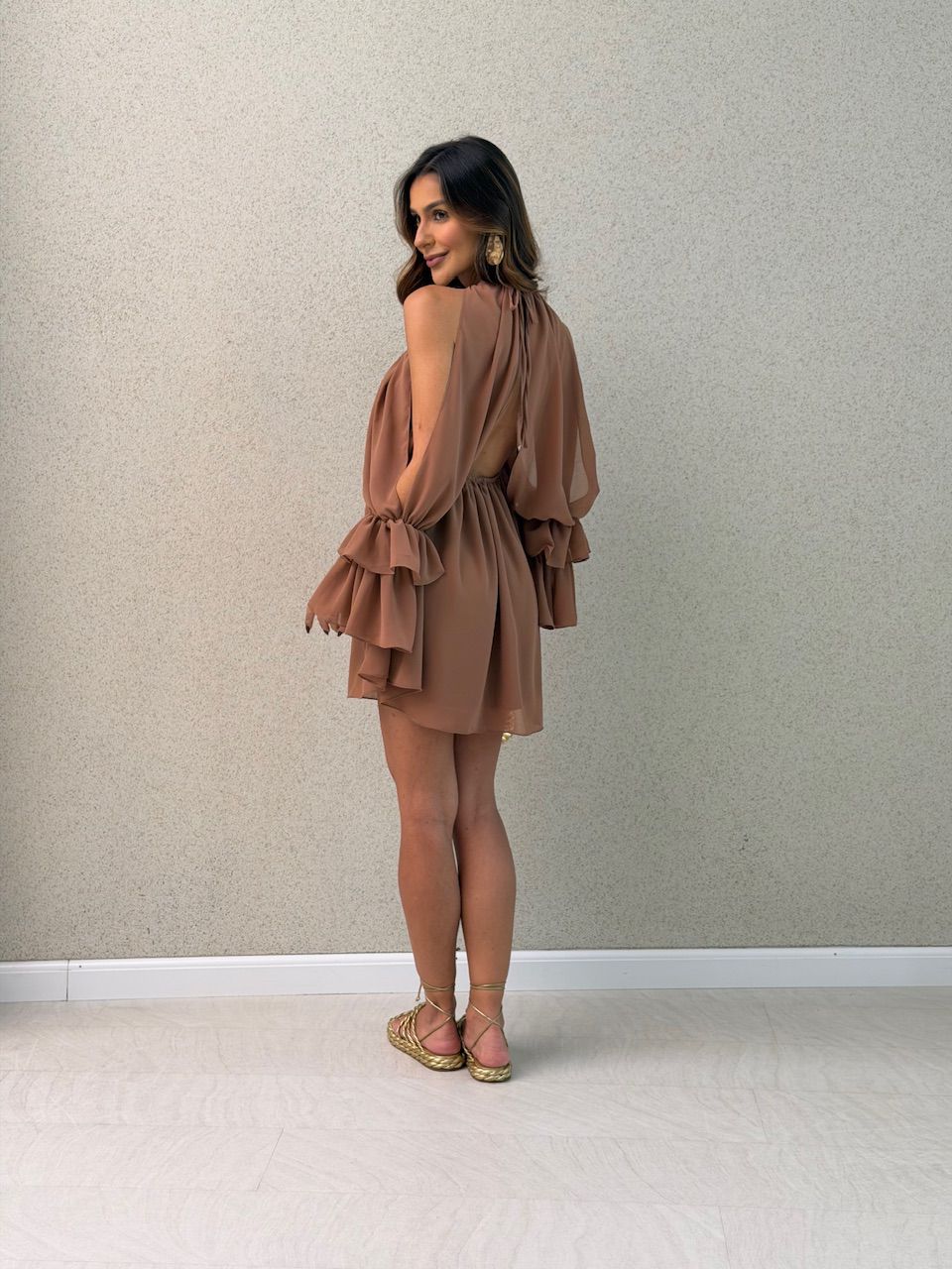 VESTIDO LUCIA CURTO CAPUCCINO 