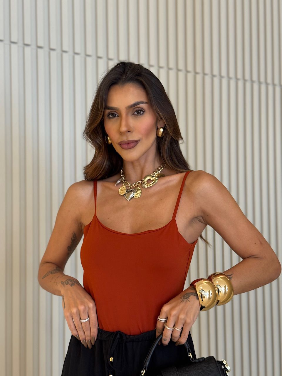 BLUSA CÁSSIA ALCINHA TELHA - 0074930180 - CAROLLA FERRARO