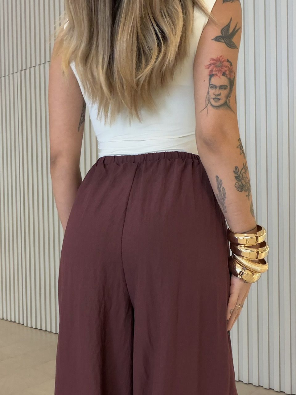 CALÇA ALINE ALADIM VINHO