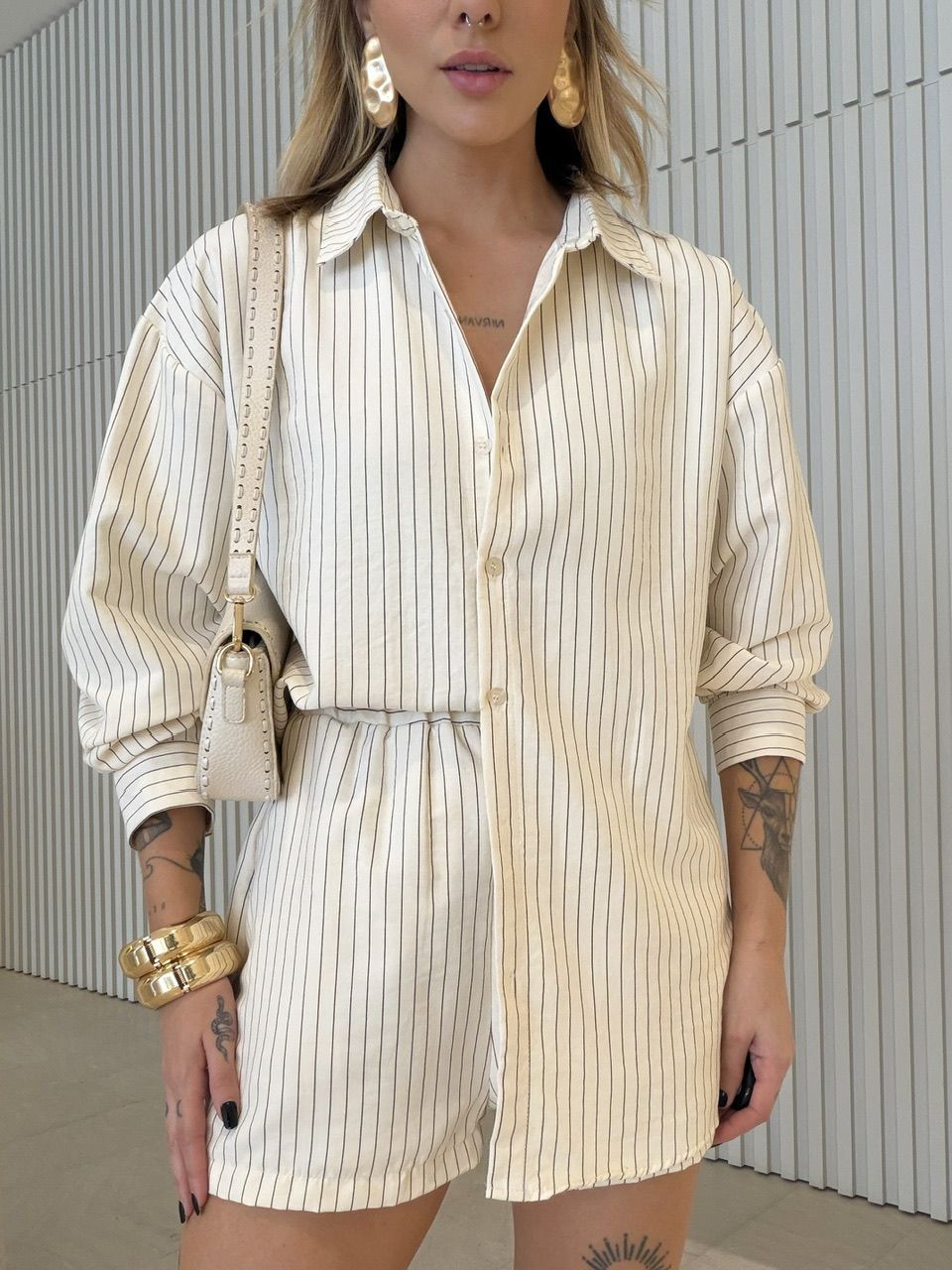 CONJUNTO ALESSANDRA RISCA DE GIZ CREME