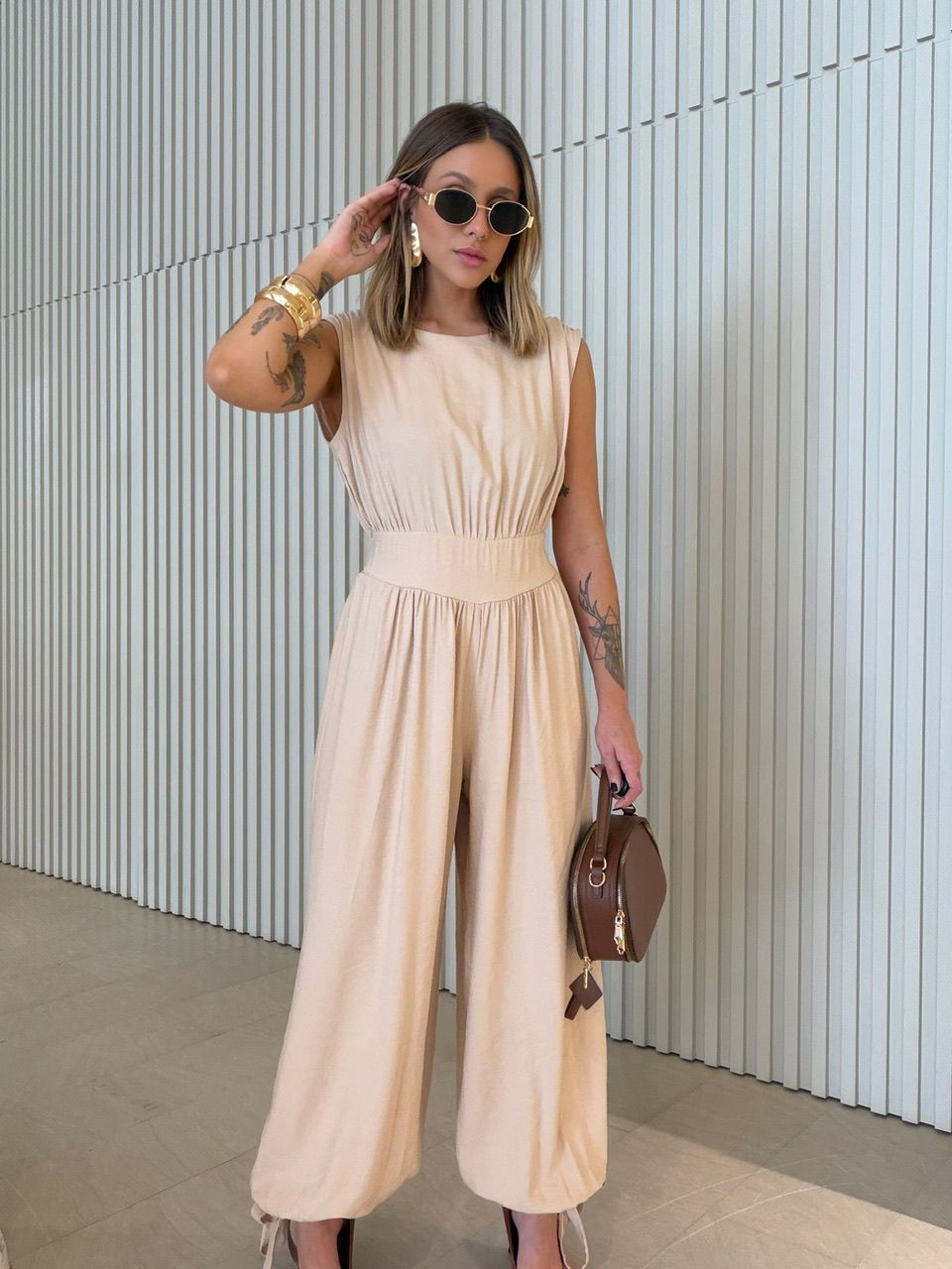 MACACÃO LIDIANE ALADIM AREIA - 0072690110 - CAROLLA FERRARO