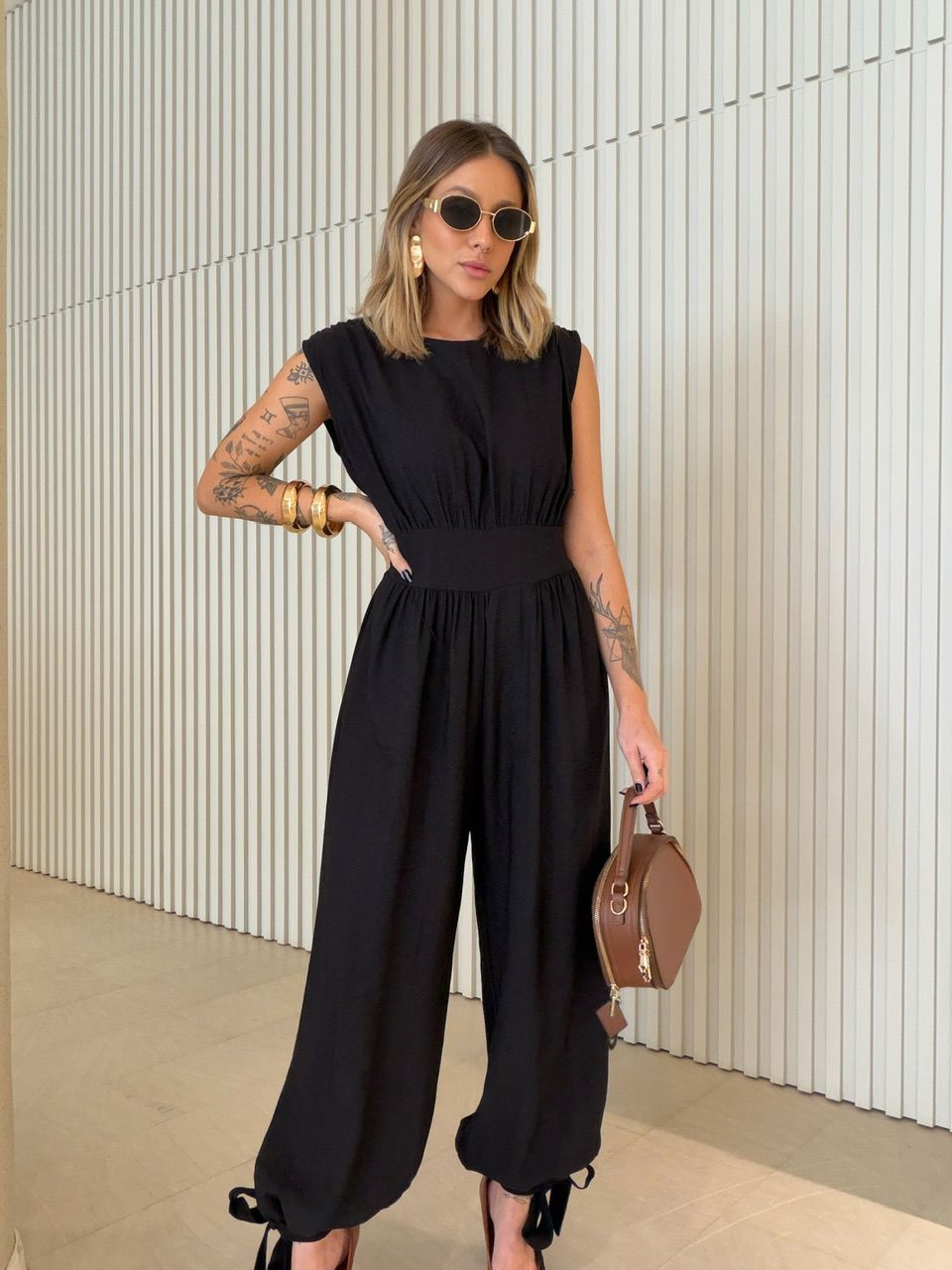 MACACÃO LIDIANE ALADIM PRETO - 0072690032 - CAROLLA FERRARO