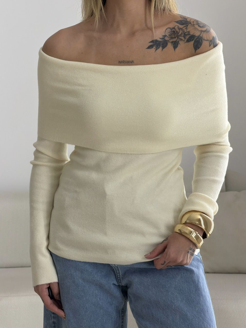 BLUSA ANA VITÓRIA OMBRO A OMBRO MARFIM