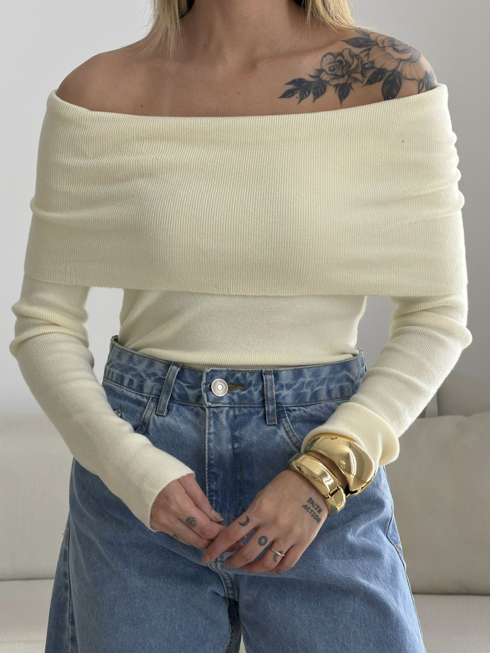 BLUSA ANA VITÓRIA OMBRO A OMBRO MARFIM