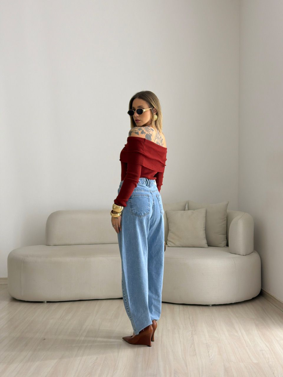 BLUSA ANA VITÓRIA OMBRO A OMBRO VINHO