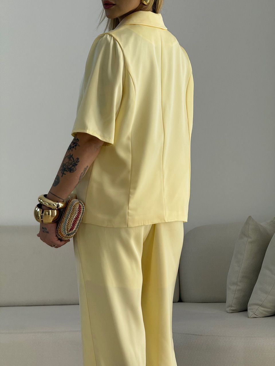 CONJUNTO MILA ACETINADO YELLOW BUTTER