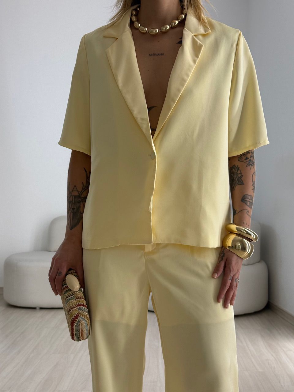 CONJUNTO MILA ACETINADO YELLOW BUTTER