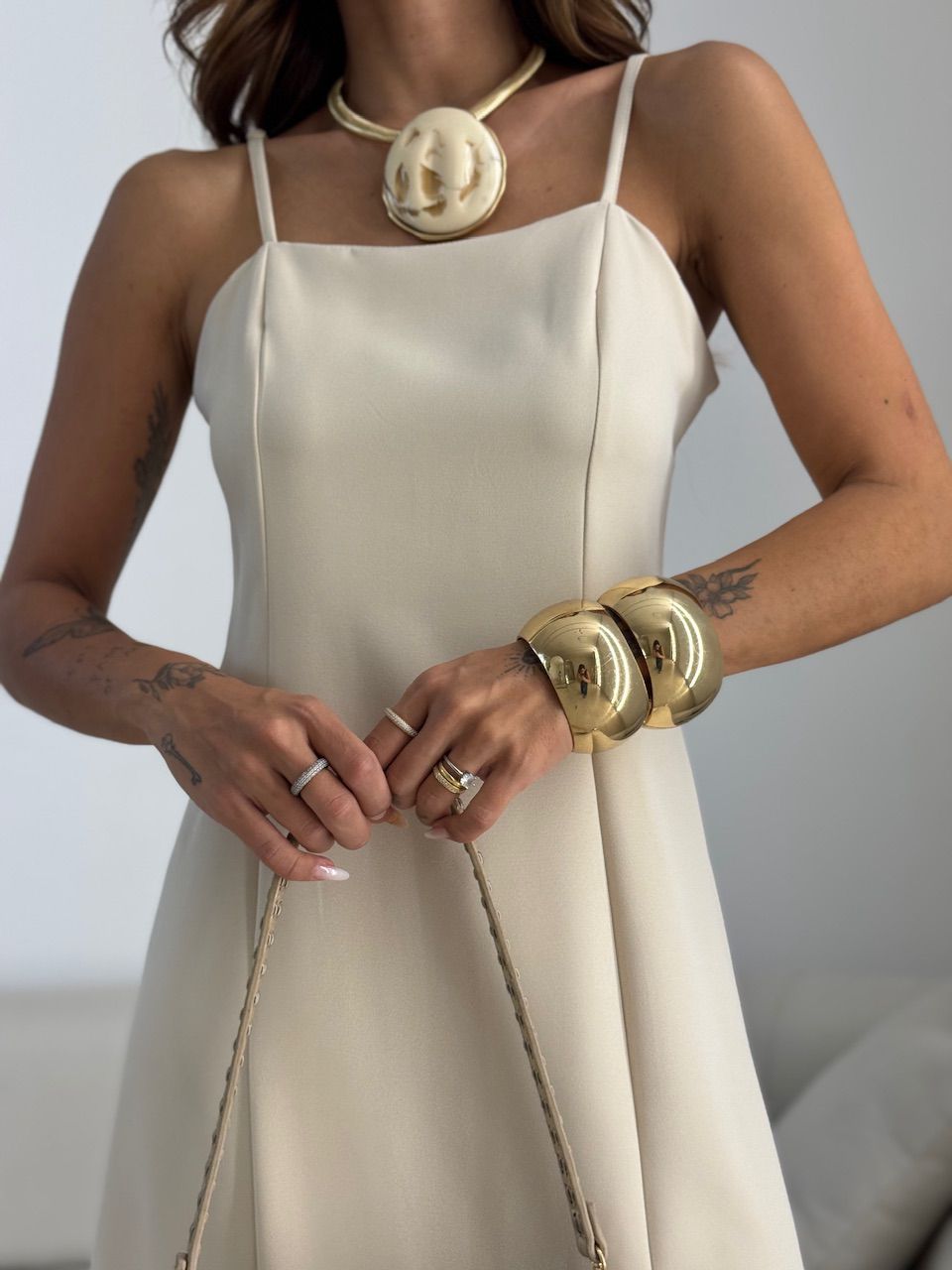 VESTIDO MARIA CLARA BÁSICO AREIA