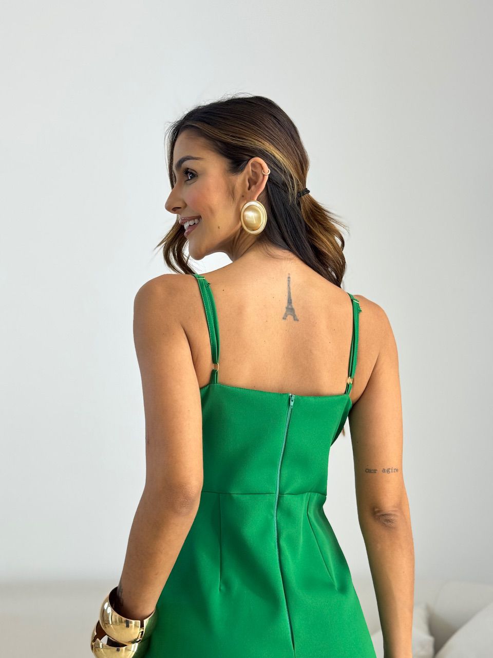 VESTIDO ZOE BÁSICO VERDE