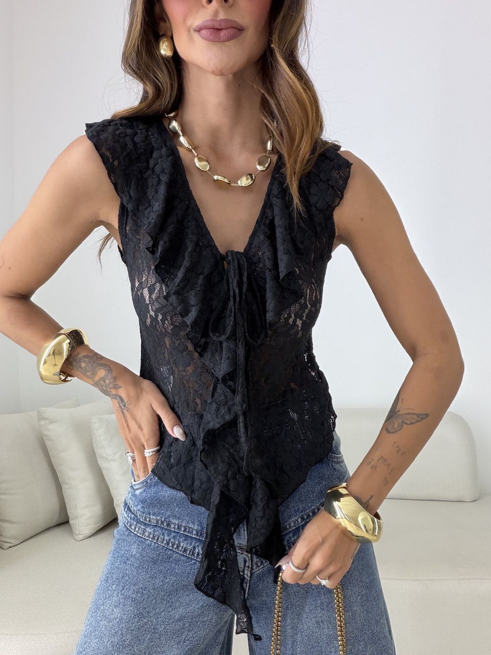 BLUSA ÚRSULA BABADOS PRETA