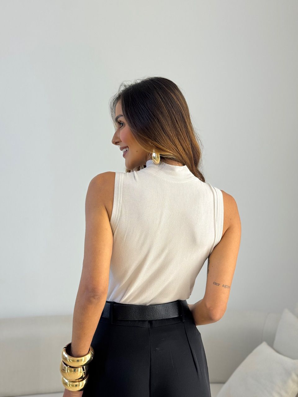 BLUSA FÁTIMA CAVADA GELO