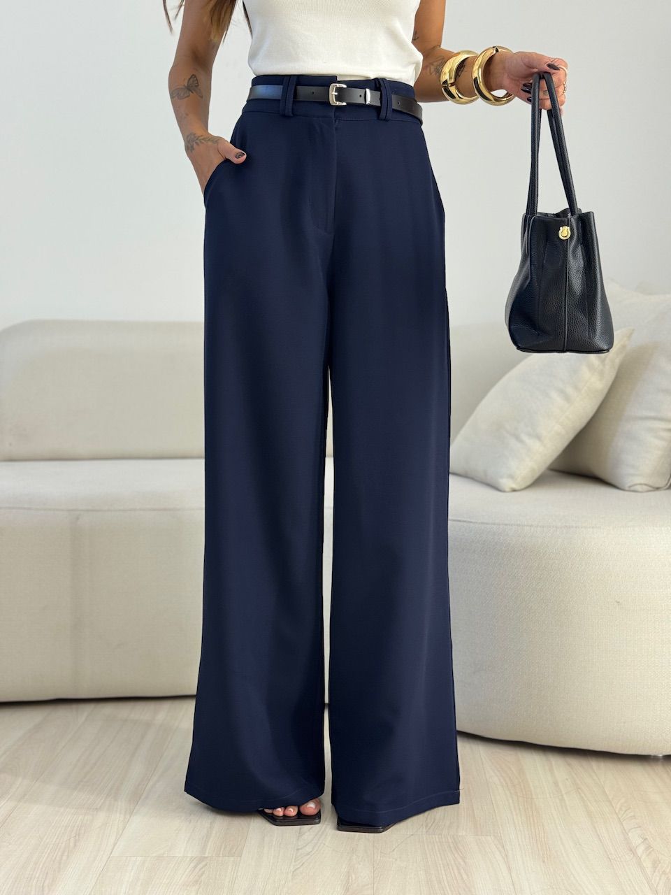 CALÇA ELIANA CINTO MARINHO - 0073890055 - CAROLLA FERRARO