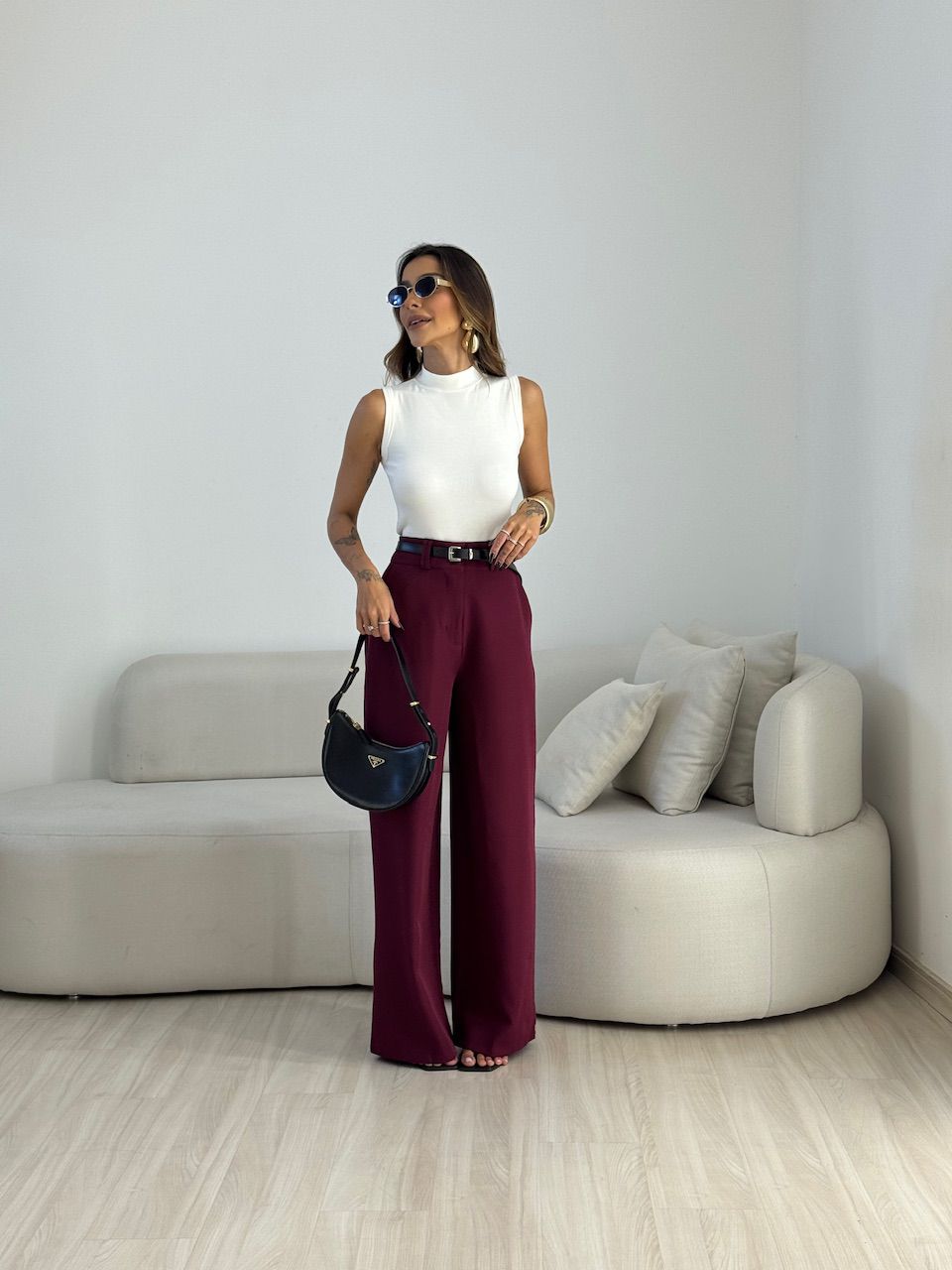 CALÇA ELIANA CINTO VINHO