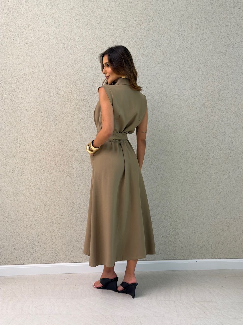 VESTIDO LIANA BOTÕES VERDE