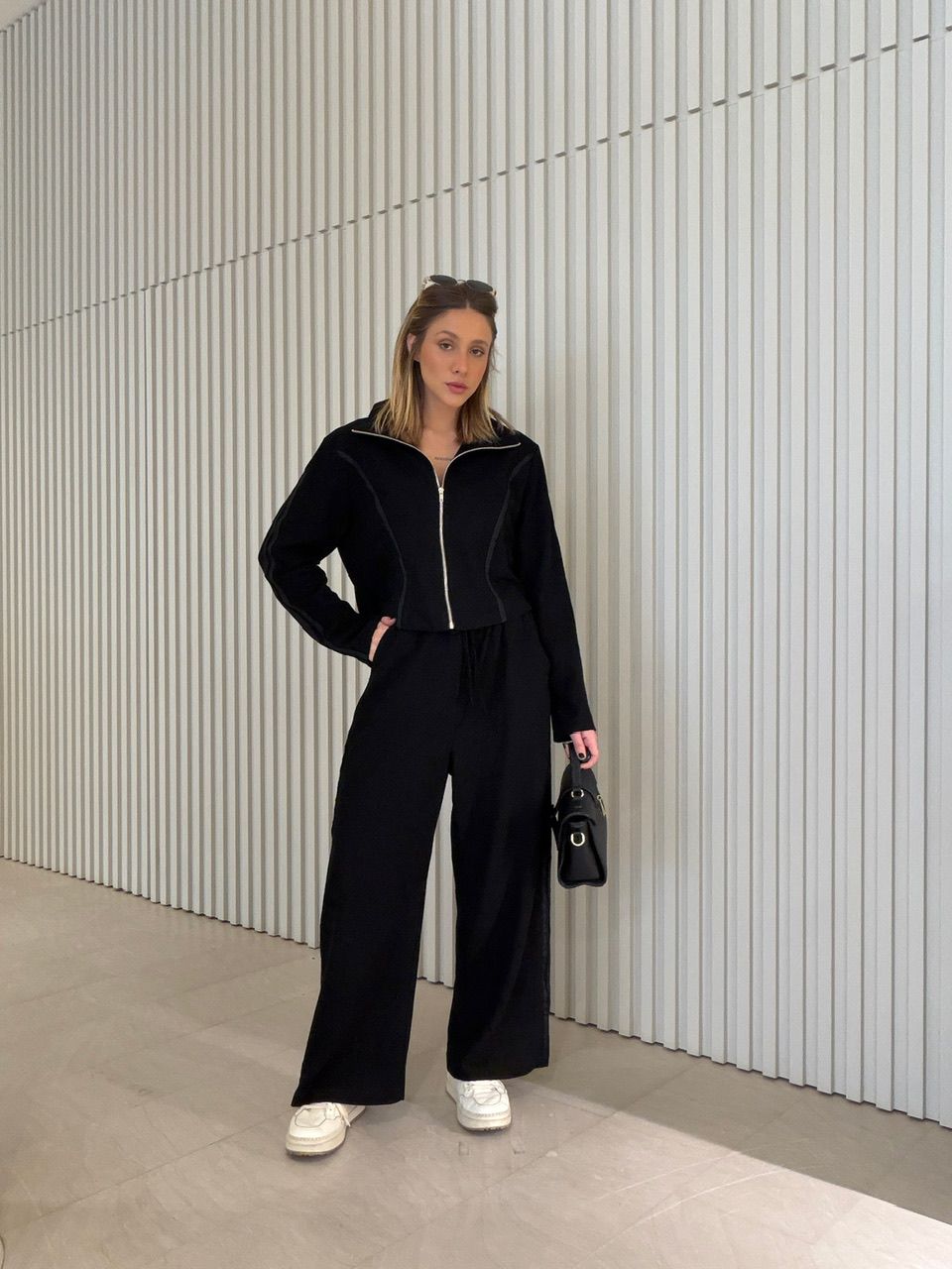 CONJUNTO VERONICA LISTRAS PRETO