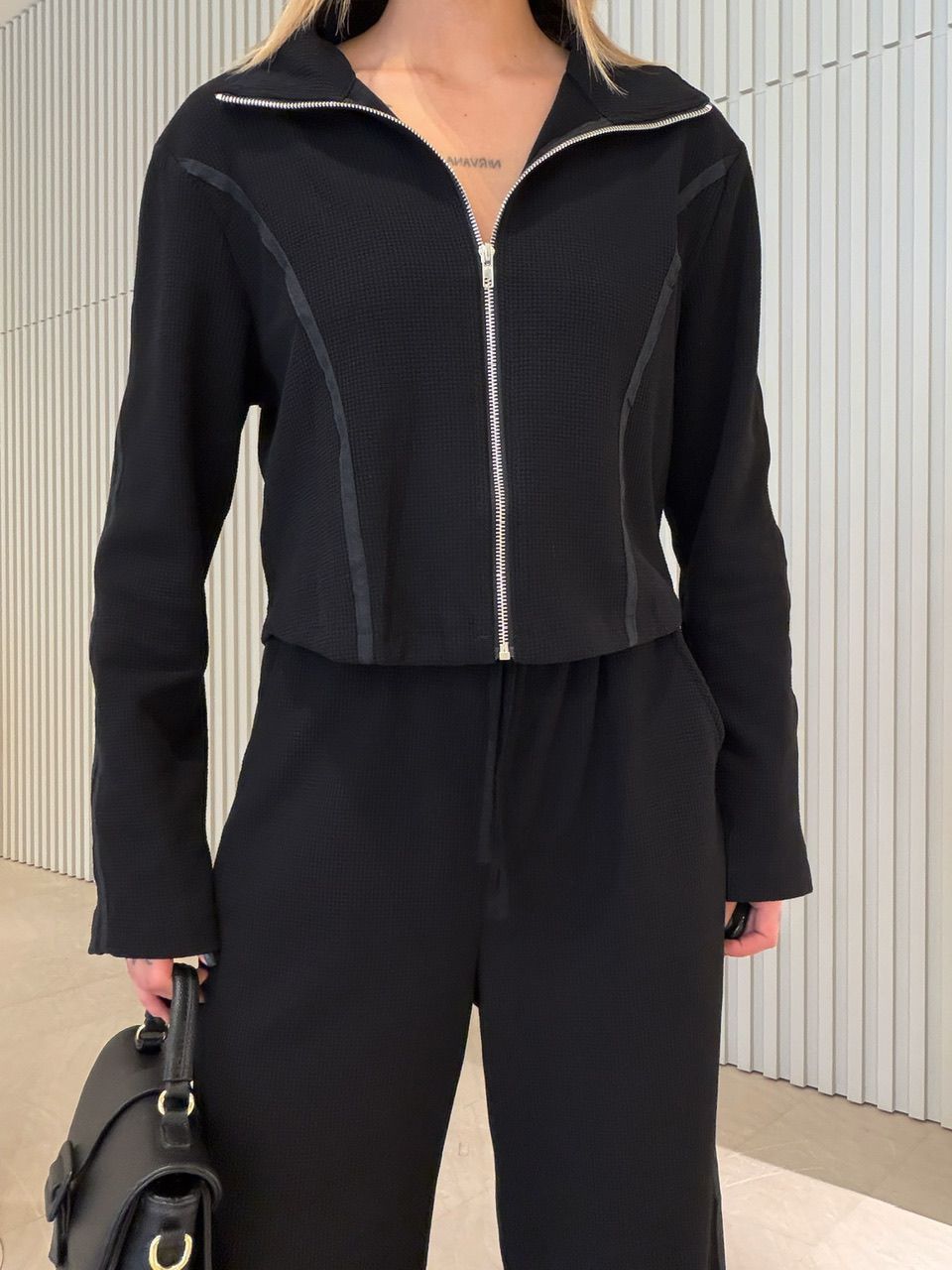 CONJUNTO VERONICA LISTRAS PRETO