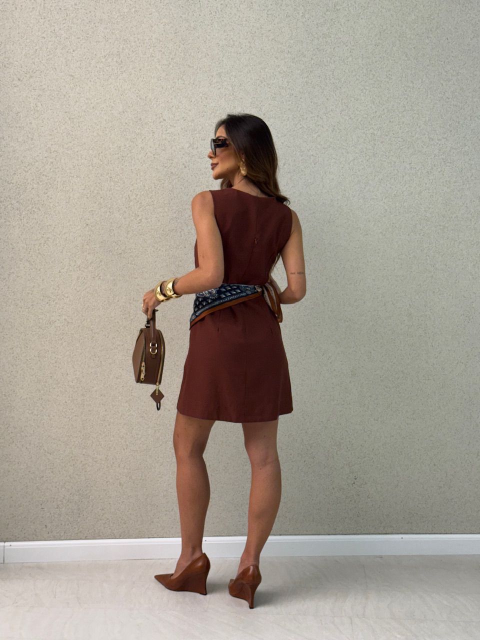 VESTIDO MAIARA CURTO MARROM