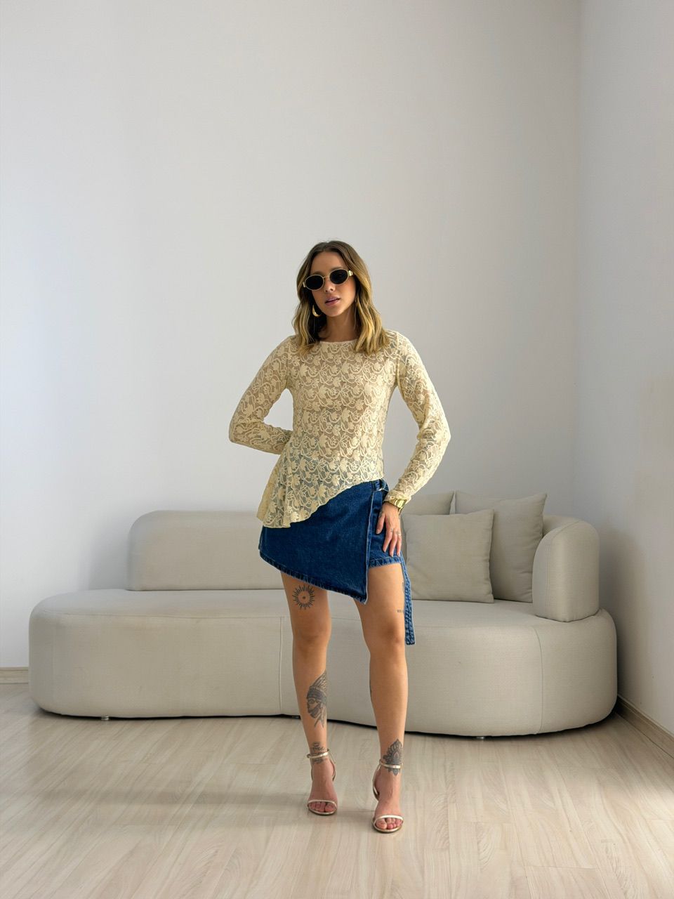 BLUSA JOANA RENDA AREIA