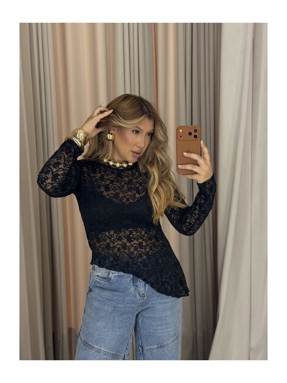 BLUSA JOANA RENDA PRETA - 0076250033 - CAROLLA FERRARO