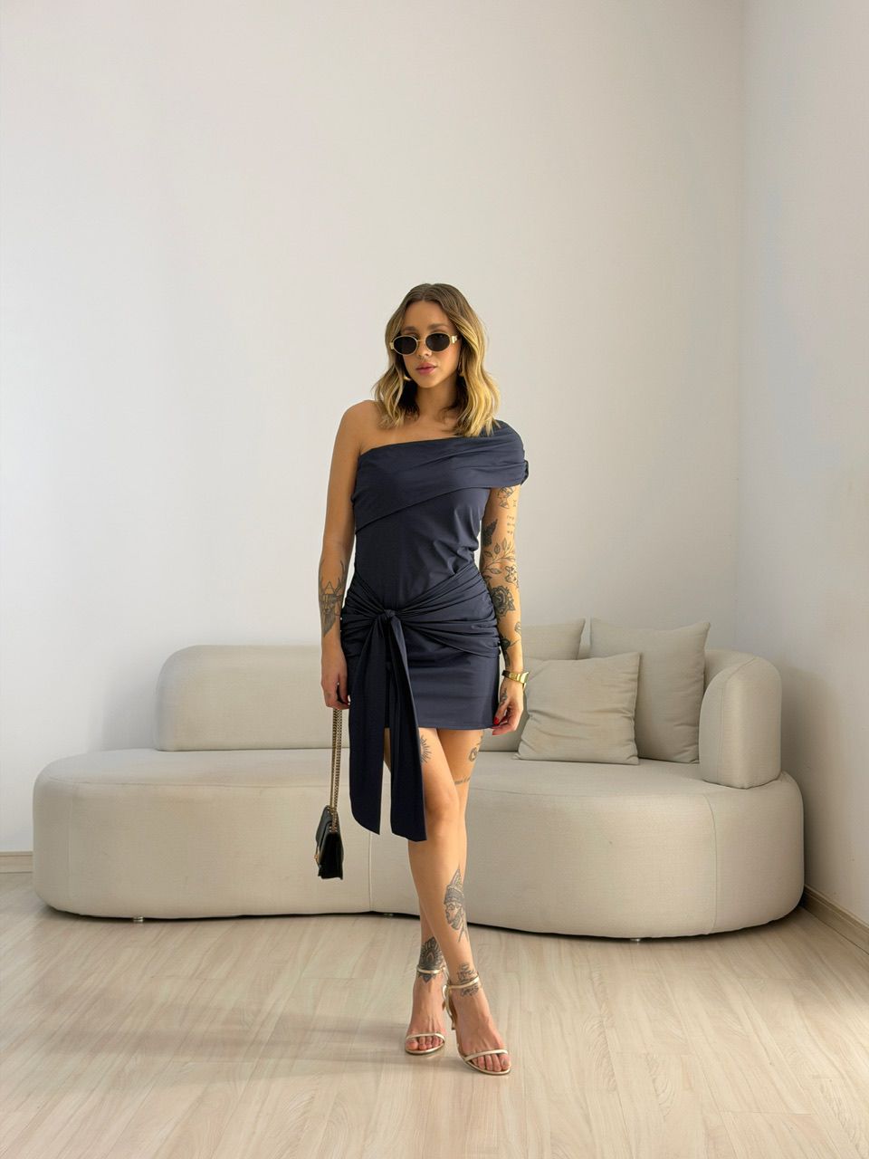 VESTIDO FLORA FAIXA PRETO