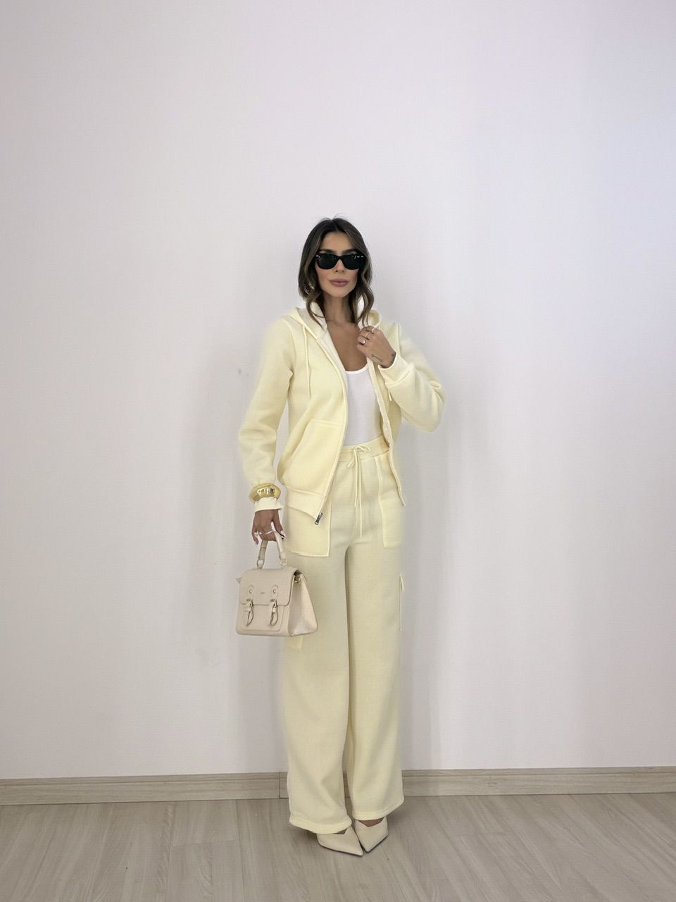 CONJUNTO ELEONORA MOLETOM YELLOW BUTTER - 00787804... - CAROLLA FERRARO